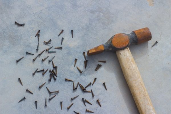 Le cloueur pneumatique, accessoire de choix au bricolage